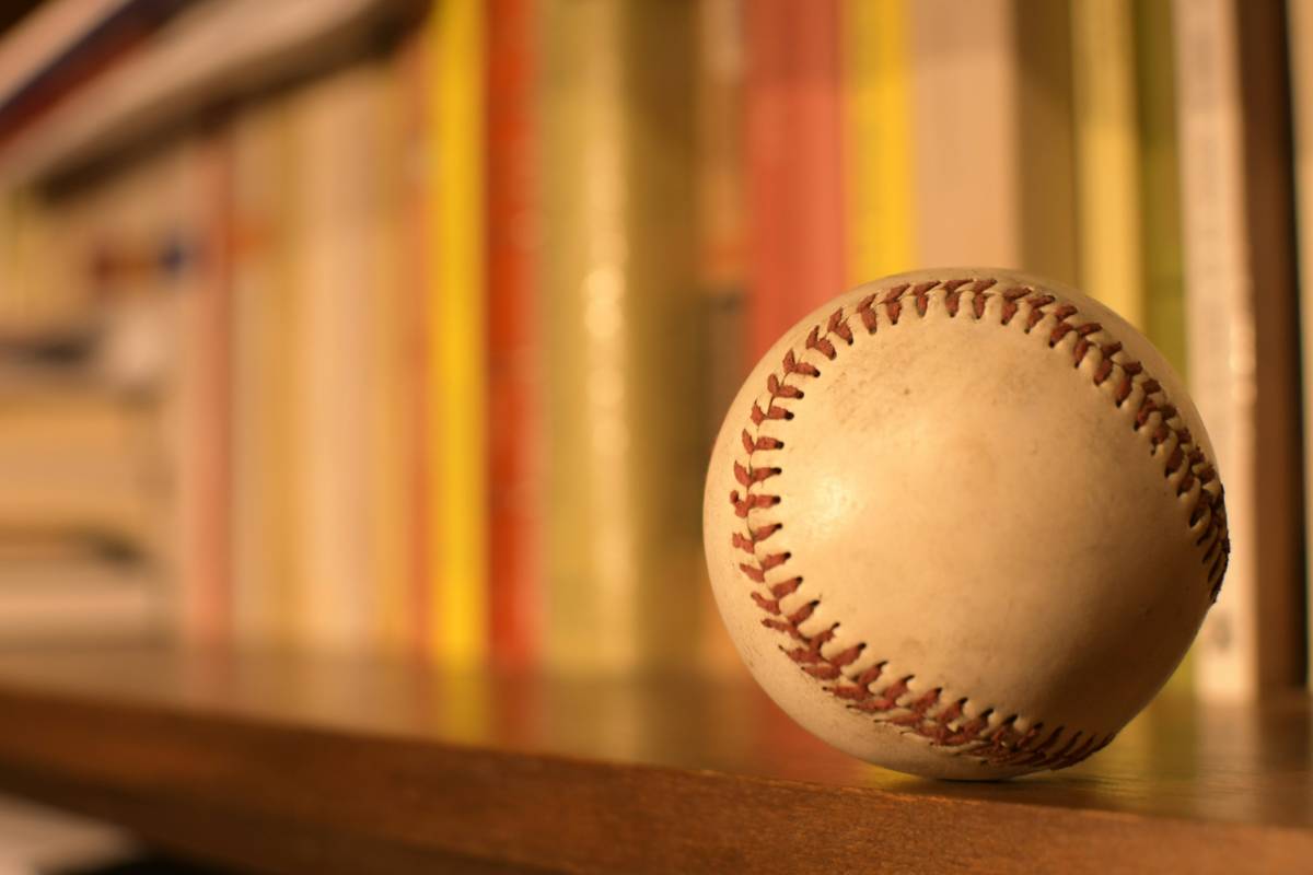 How to Choose a Memory Preservation Display Case Baseball By: Protecting Your Most Valuable Hits
